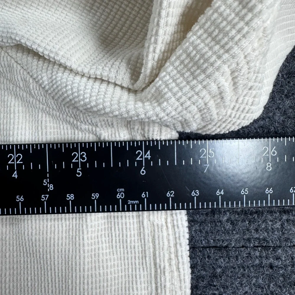 Banana Republic Corduroy Shirt Mens XL Extra Large Cream Untucked Fit Fine Wale